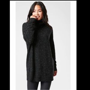 Athleta Bayshore Wool-Cashmere Tunic in Black